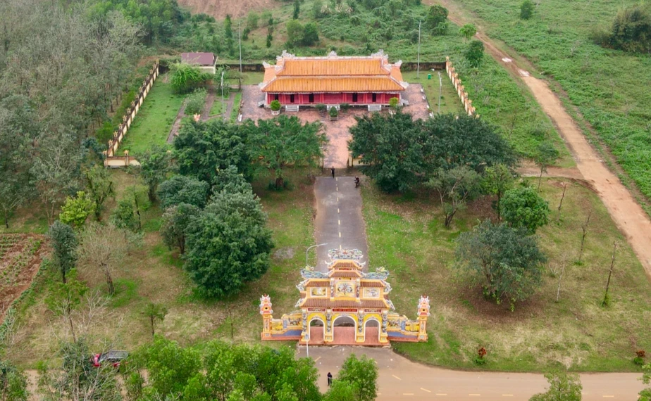 Di Tích THÀNH TÂN SỞ 3